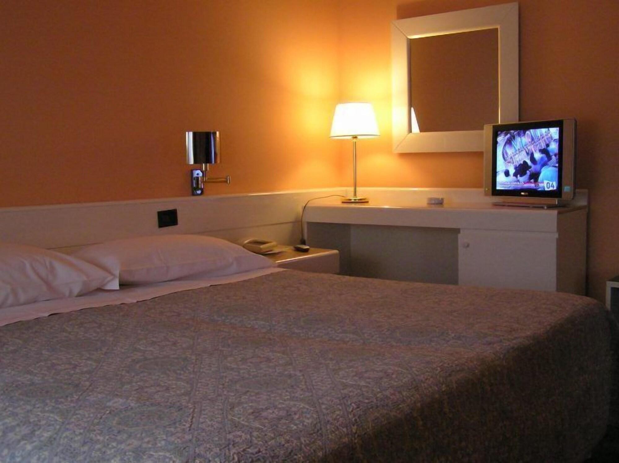 Hotel Giovanni Падуя Экстерьер фото